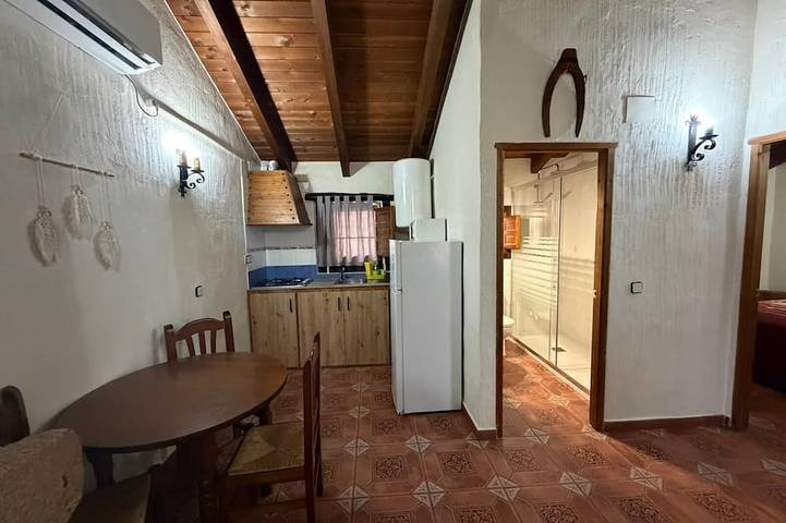 Rural House in Lagunas de Ruidera Quijote - Swimming Pool - Barbecue -Jacuzzi -Pets in Ossa de Montiel, Comarca de la Mancha