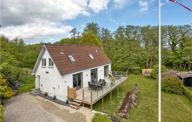 Ferienhaus für 8 Personen, mit Whirlpool und Terrasse sowie Garten in Kruså - 2