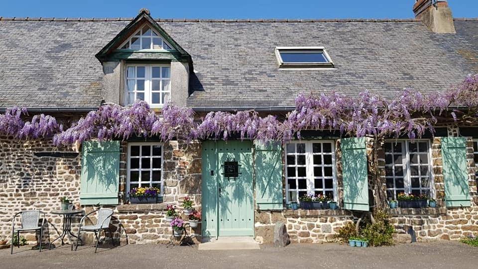 Les Gages in Brecé, Mayenne