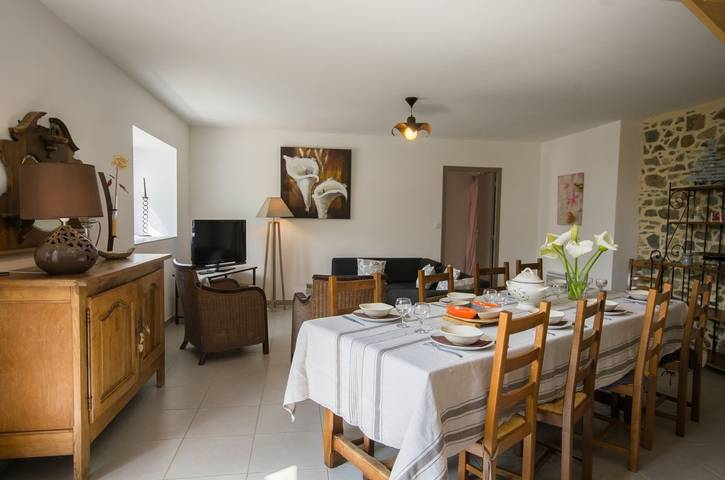 Gîte pour 8 personnes, avec jardin et terrasse, animaux acceptés en Cotes-d'Armor - 3