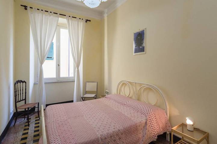 Appartamento intero, Residenza dell'orto appartamento centrale di fronte stazione ferroviaria in Chiavari, Riviera di Levante