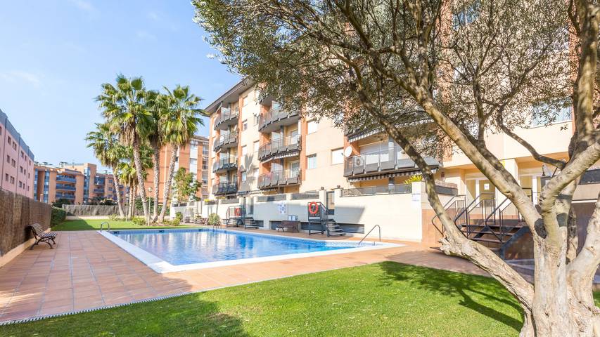 Ferienwohnung für 4 Personen, mit Garten und Pool in Lloret de Mar - 2