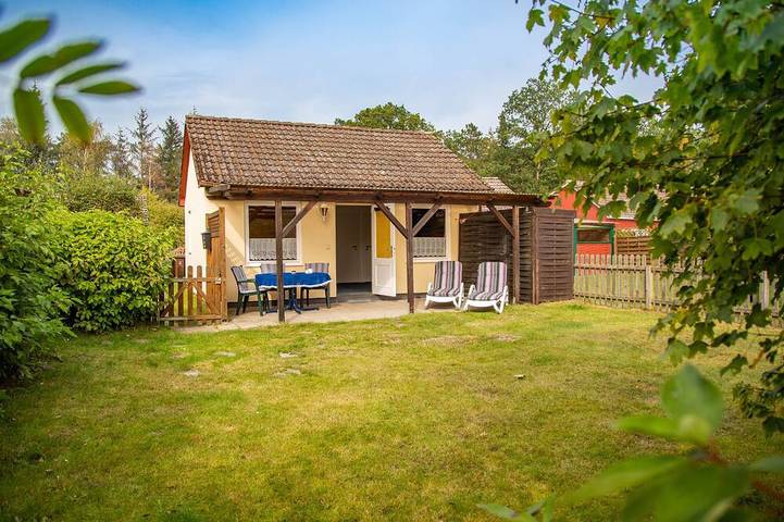Ferienhaus für 3 Personen, mit Garten in Wisch