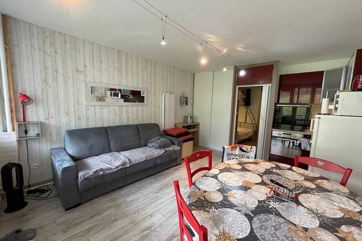 Chalet pour 6 personnes, avec balcon, animaux acceptés dans Gourette