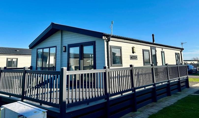 Cottage for 6 people, with balcony and hot tub, child-friendly in Lincolnshire