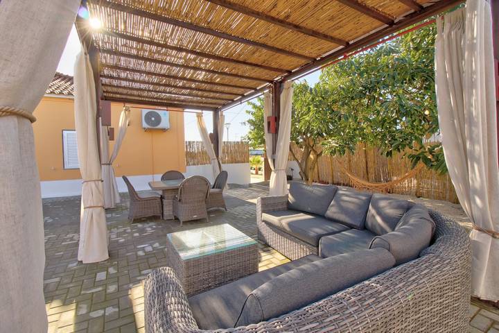 Villa pour 10 personnes, avec jardin et jacuzzi, animaux acceptés en Algarve
