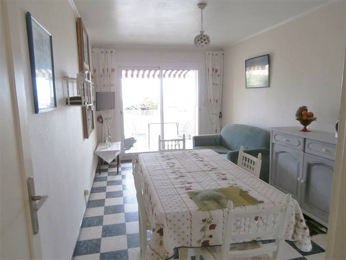Location de vacances pour 5 personnes, avec balcon et jardin, animaux acceptés dans l' Aude - 2