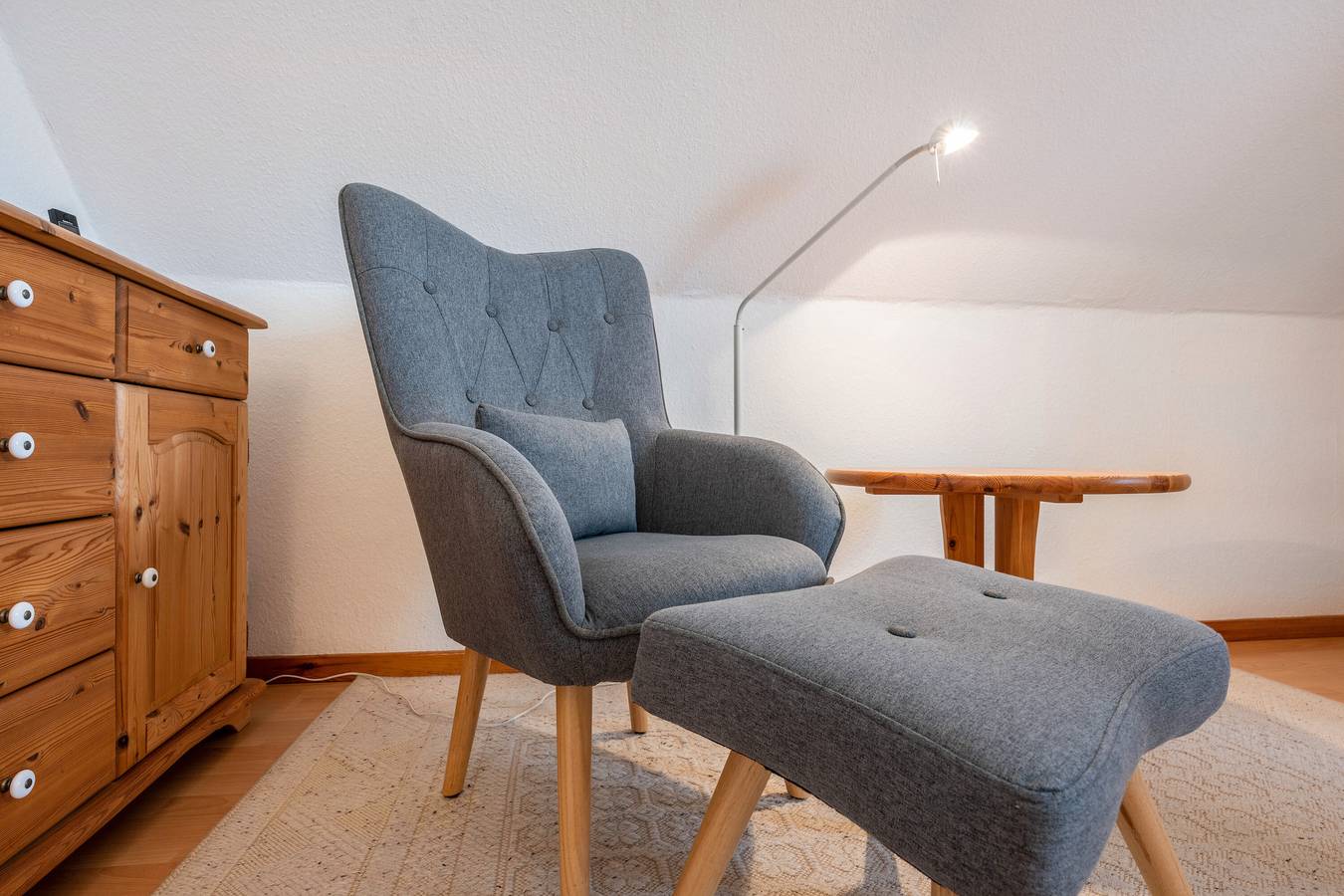 Ganze Wohnung, Ferienwohnung 'Inselpanorama' mit gemeinsamer Terrasse, privatem Garten und Wi-Fi in Pellworm, Nordseeküste