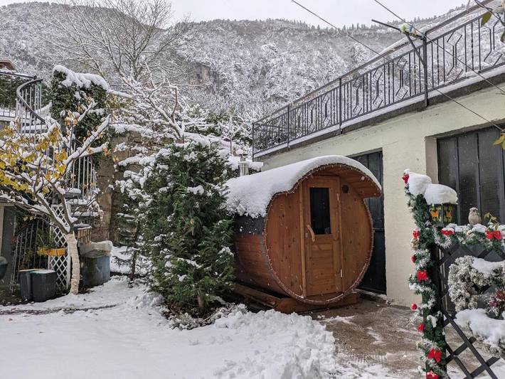Gîte pour 9 personnes, avec vue ainsi que sauna et jardin, animaux acceptés à Fai della Paganella - 4