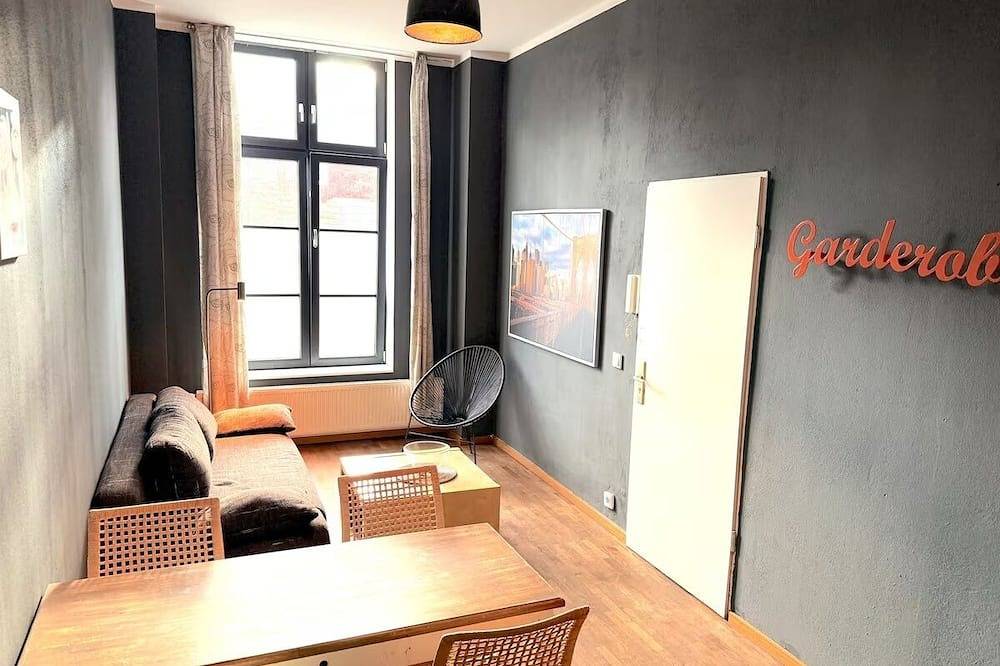 Ganze Wohnung, Schöne Wohnung im Trendviertel Ottensen nähe S-Bahn in Altona Hamburg, Hamburg