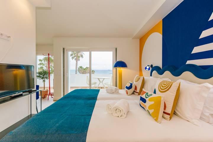 Ganzes Studio, Es2.2 Estoril Seafront Balcony Studio in Cascais e Estoril, Costa de Lisboa