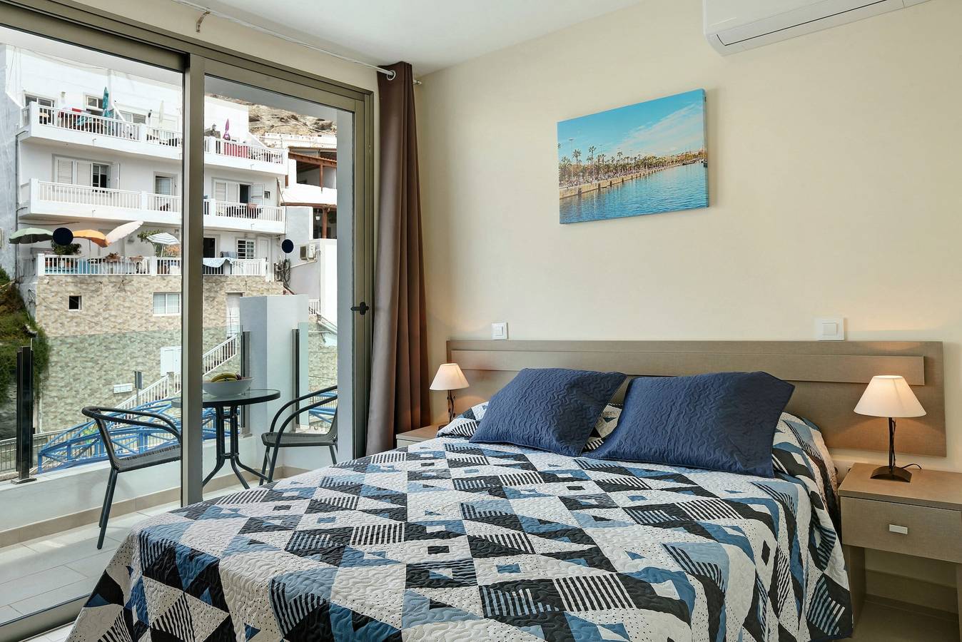 Appartement entier, Appartement Albamar 1D avec vue sur les montagnes, Wi-Fi, climatisation et balcon in Puerto de Mogan, Lomo Quiebre