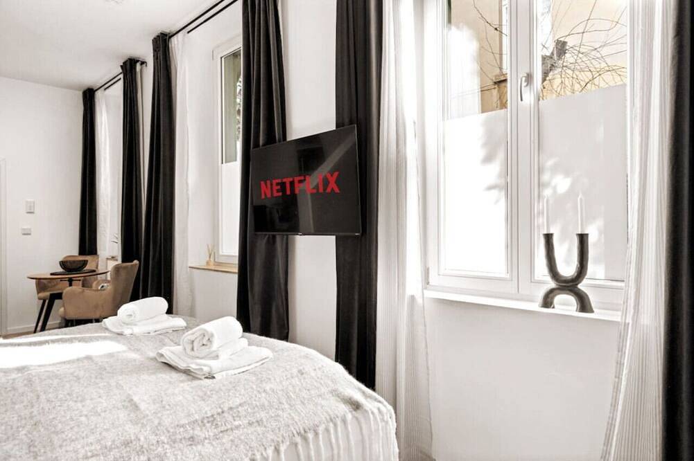 Entire apartment, 25qm *Design Wow Studio* | City | Ruhig | Hbf 100m in Krefeld, Lower Rhine