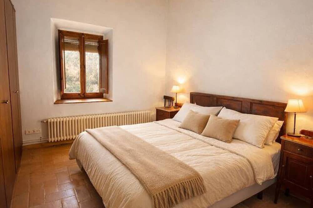 Cal Mestrico casa rural by Calquerol in Vilada, Pirineo Catalan