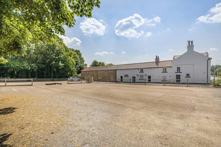 Holiday rental for 18 people in South Yorkshire