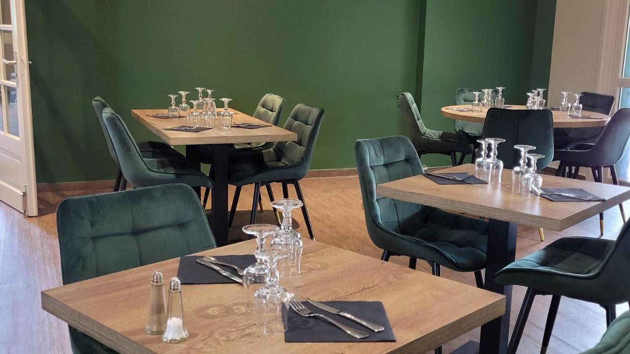 Logis Hôtel Restaurant L'Abri in Blavozy, Haute-Loire