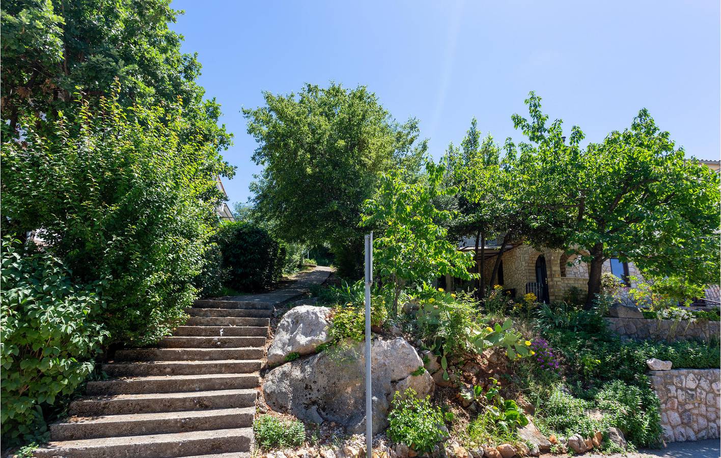 Cały apartament wypoczynkowy, Apartament wakacyjny dla 5 osób z taras in Njivice, Krk