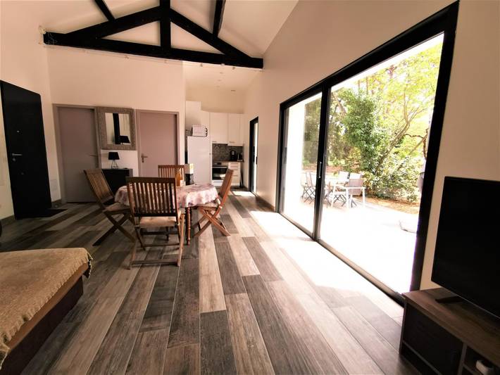 Gîte pour 4 personnes, avec Jacuzzi et Terrasse ainsi que Jardin et Piscine à Saint-Just - 3