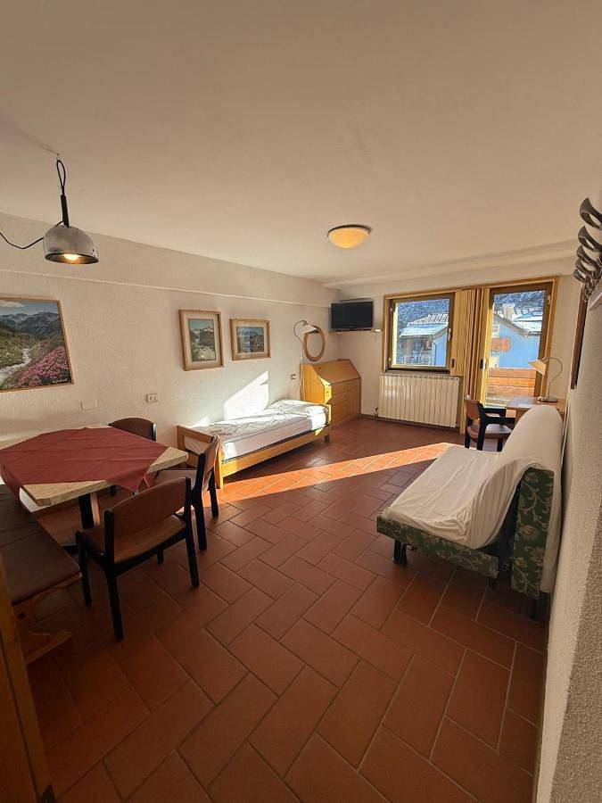 Gîte pour 5 personnes, avec sauna et terrasse ainsi que piscine et vue dans Passo Del Tonale - 2