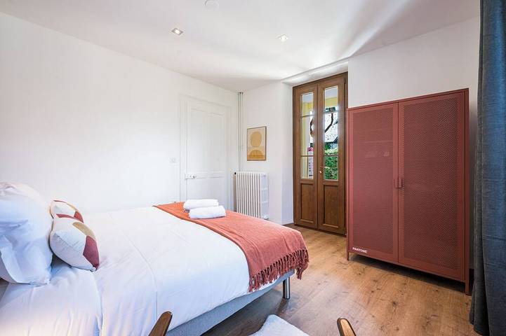 Ganze Wohnung, The lakeside garden of presles in Menthon-Saint-Bernard, Annecy und Umgebung