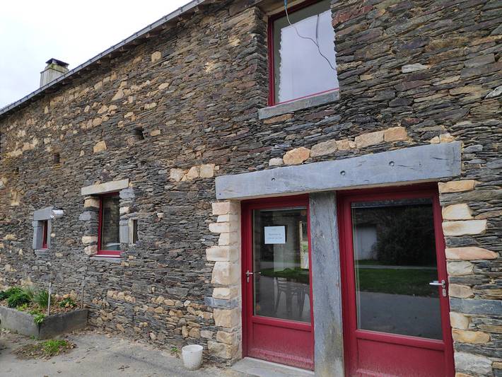 Gîte pour 11 personnes, avec terrasse et jardin