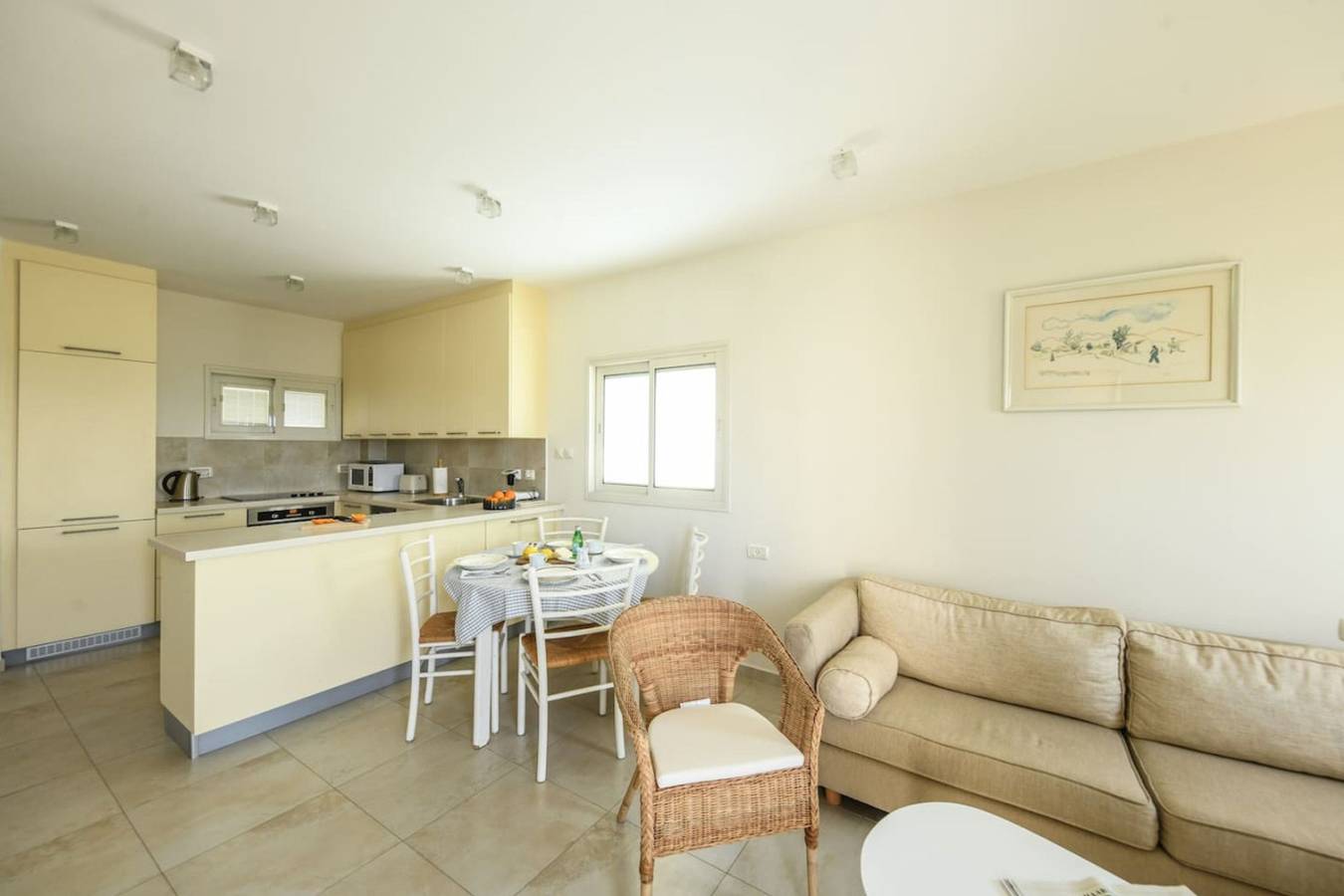 Entire apartment, Skyline 1Br Apartment with City and Sea View in Herzliya, Tel Aviv District