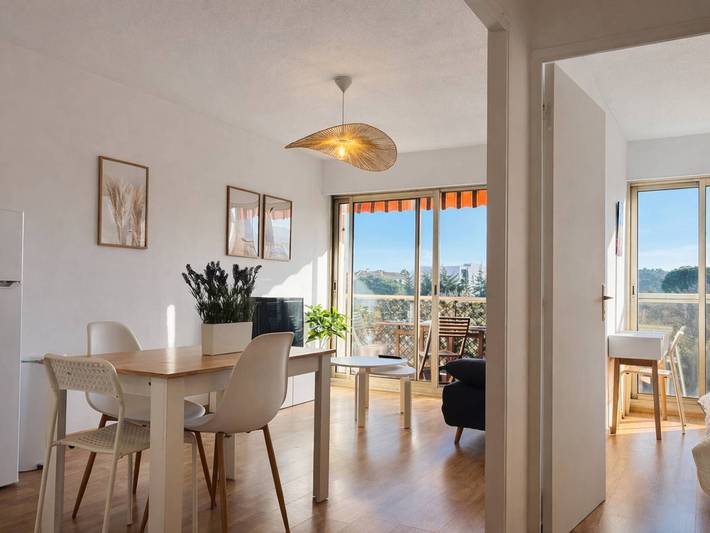 Apartamento de vacaciones para 3 personas, con terraza y piscina - 1