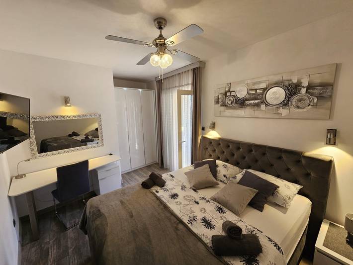 Smještaj za odmor za 3 osoba, s Balkon/terasa u Vis (Dalmacija)