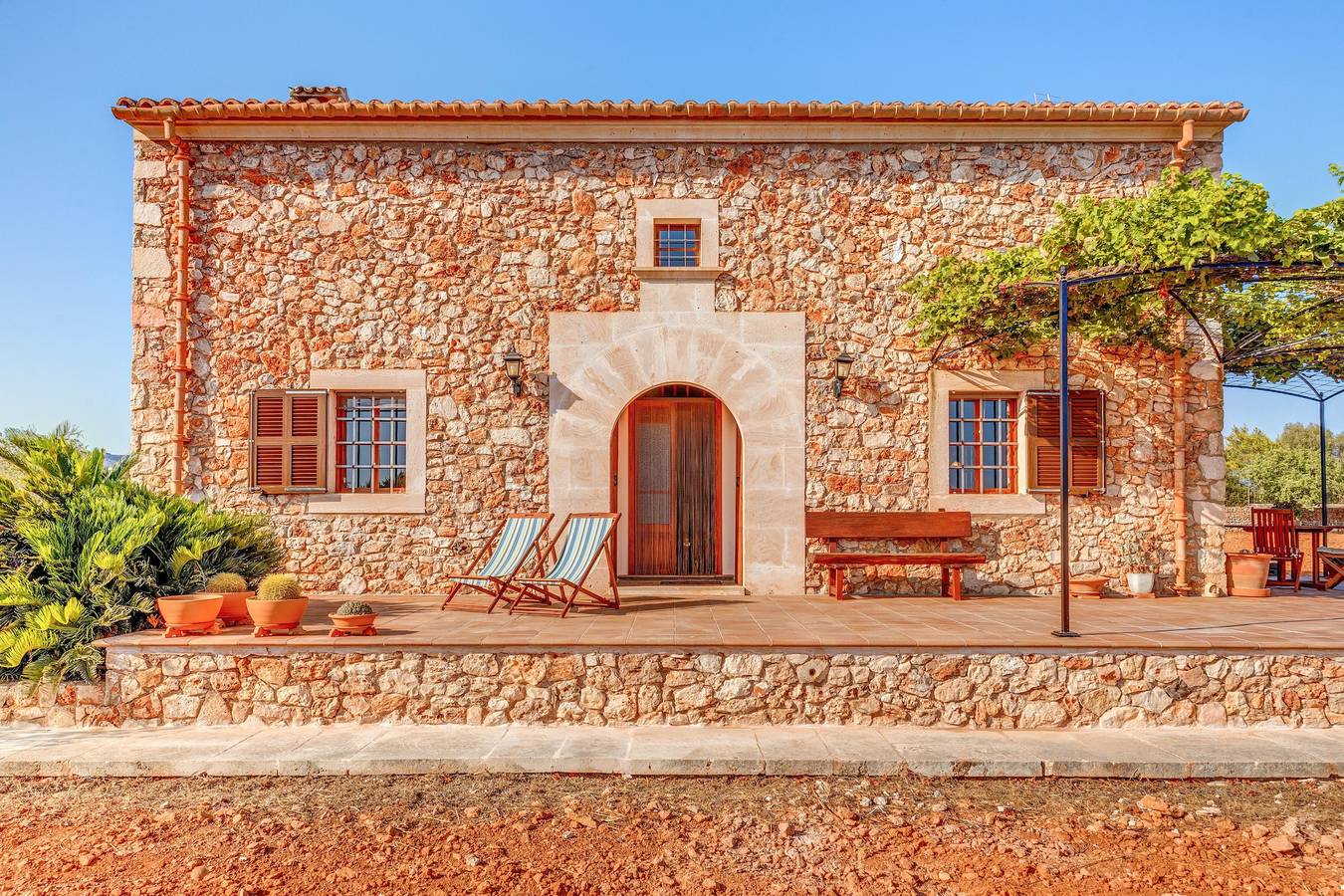Alleinstehendes Ferienhaus Son Garrot mit Garten, Bergblick und Wlan; Parkplätze vorhanden in Santanyí, Mallorca Süden