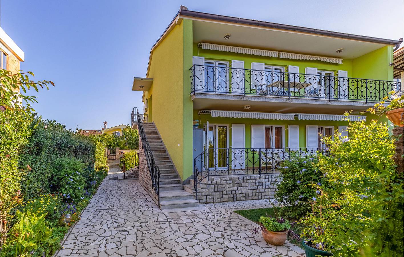 Entire holiday apartment, Holiday apartment for 6 people with terrace in Medulin City, Medulin