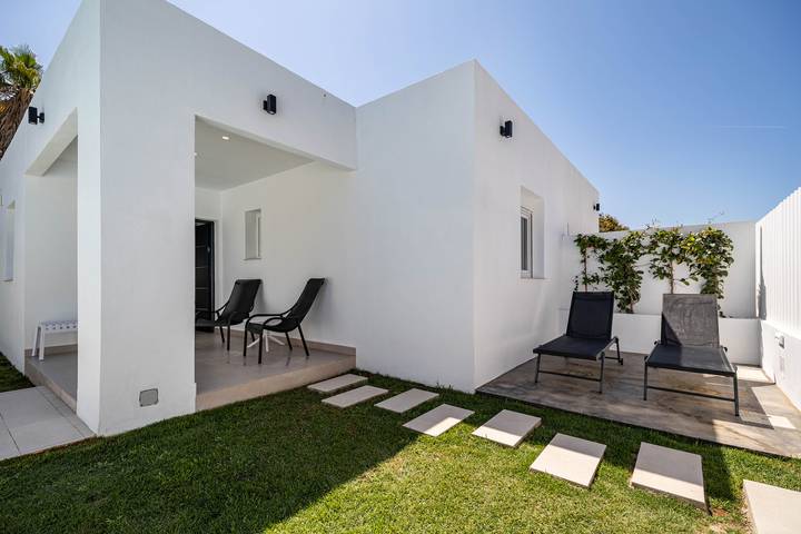 Casa rural para 4 personas, con jardín, Se admiten mascotas en Costa de la Luz - 2