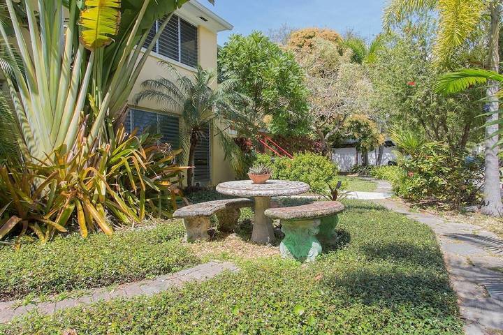 Ferienwohnung für 2 Personen, mit Terrasse und Garten in Tampa