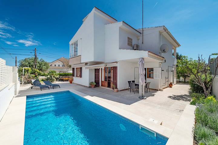 Villa für 7 Personen, mit Garten in Can Picafort