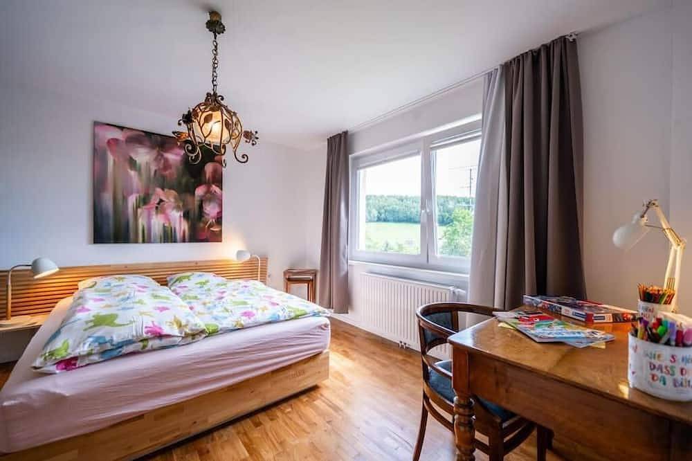 Ganze Wohnung, Großes Apartment Evergreen – bis 8 Personen bei Waldshut in Waldshut-Tiengen, Südschwarzwald