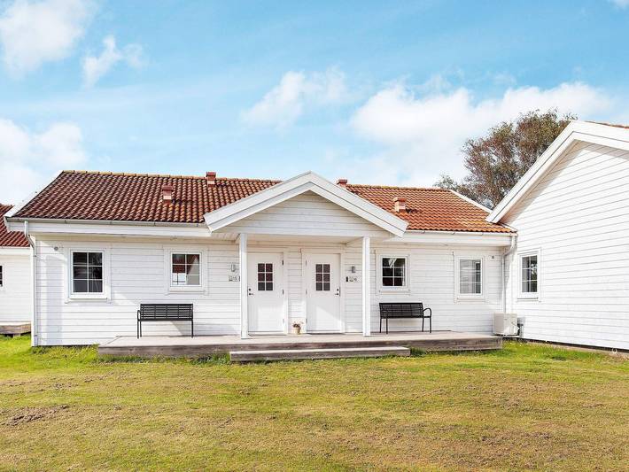 Ferieudlejning for 4 personer, med terrasse, børnevenlig i Nordjylland
