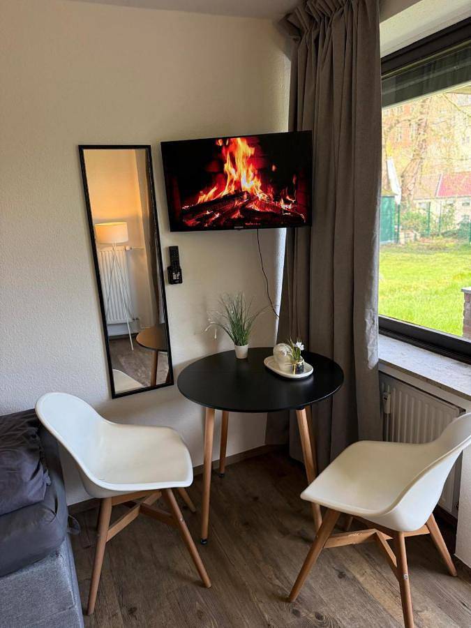 Ferienwohnung für 2 Personen, mit Balkon und Terrasse sowie Ausblick in Kleve - 2