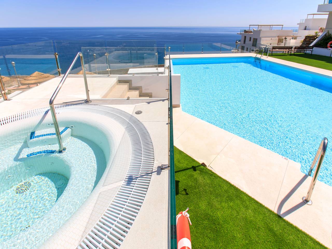 Hel lägenhet, Lägenhet för 4 Personer med barnpool in Punta Lara (Nerja), Torrox
