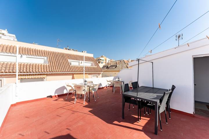 Ganze Wohnung, Ferienwohnung 'Casa Boer' mit Balkon, Wi-Fi und Klimaanlage in Fuengirola Zentrum, Fuengirola