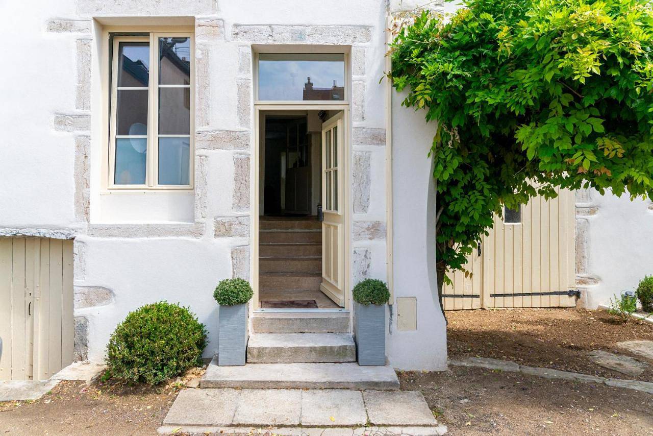 Two-Bedroom House in Marsannay-la-Côte, Région de Dijon
