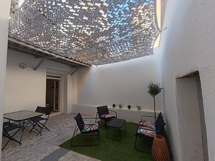 Gîte pour 3 personnes, avec terrasse et jardin à Salses-le-Château - 2