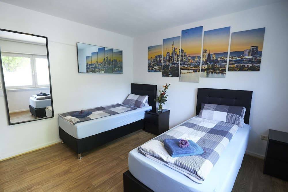 Entire apartment, Two Bedroom Apartment with big Kitchen close to Frankfurt in Mühlheim am Main, Landkreis Offenbach