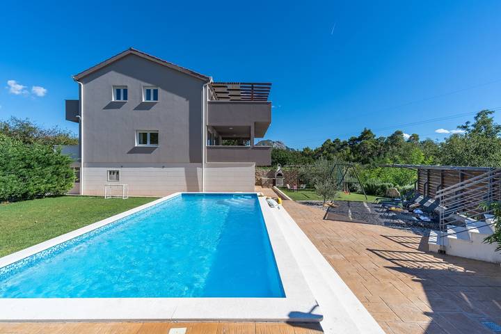 Villa Jelena private pool no-Chlorine system,Sauna in Naklice, Split-Dalmatien