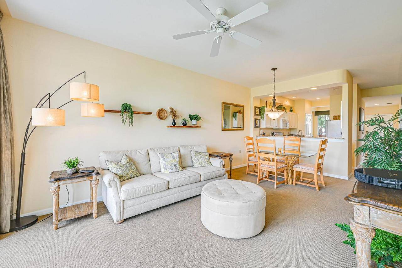 Entire apartment, Naples Resort Condo on 2 Championship Golf Courses in Lely Resort, Southwest Florida