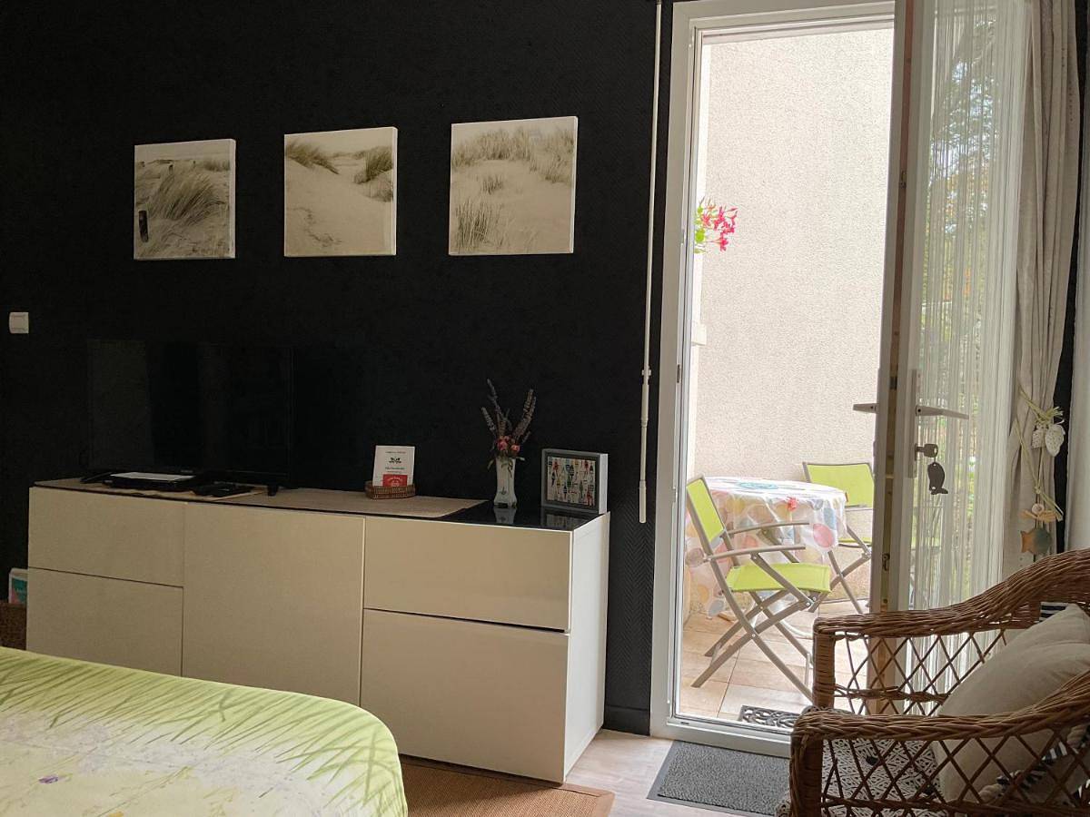 Double Room with Private Bathroom in Crach, Côte des Mégalithes