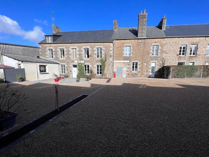 Hôtel pour 2 personnes, avec terrasse, animaux acceptés dans Tinchebray-Bocage - 4