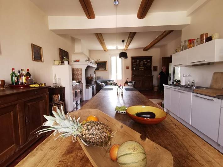 Location de vacances pour 2 personnes, avec terrasse et piscine ainsi que jardin et vue à Tourbes - 3