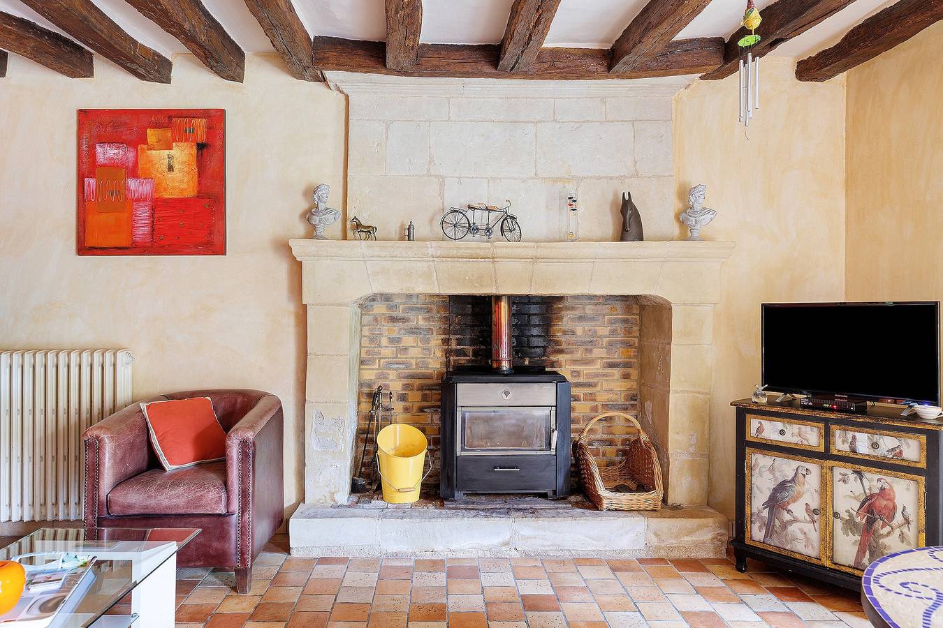 Gîte La Gentilhommière: terraza privada, jardín privado y Wi-Fi in Dénezé-sous-Doué, Valle del Loira