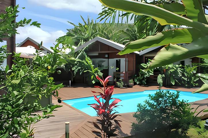 Bungalow pour 2 personnes, avec jardin ainsi que piscine et terrasse sur l' Île de la Réunion