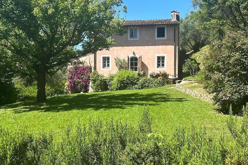 Casa vacanza a Versilia a partire da 320€ a notte