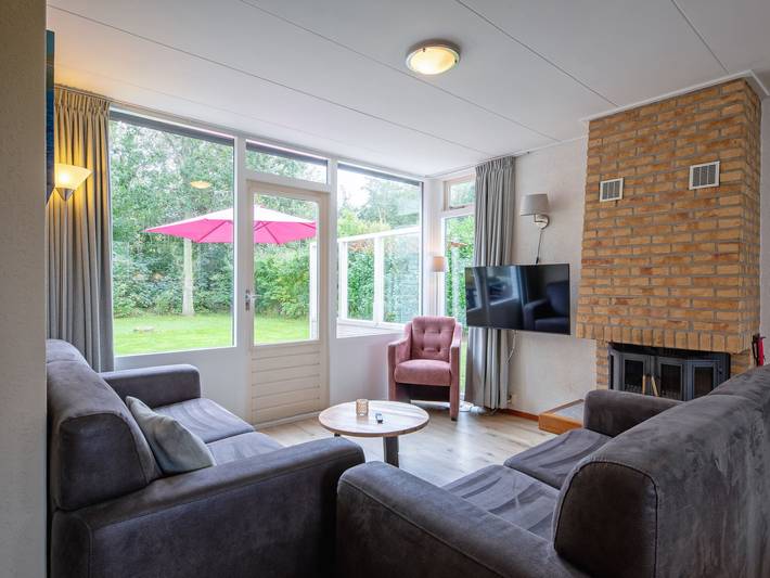 Chalet für 5 Personen, mit Terrasse und Garten sowie Whirlpool, mit Haustier auf Texel - 2